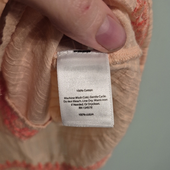 Vineyard Vines Women's Boho Embroidered Peach Embroidered Blouse Size Small - Picture 6 of 6